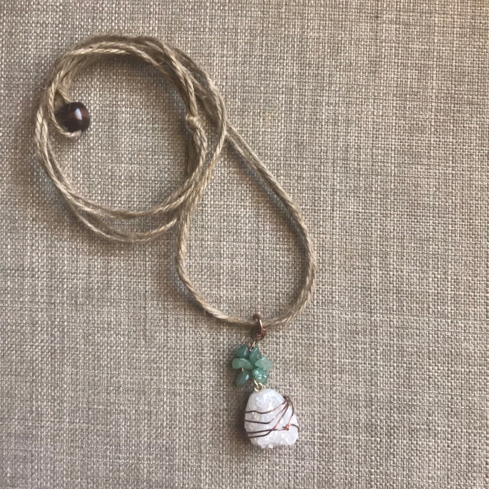 Geode necklace with Jade